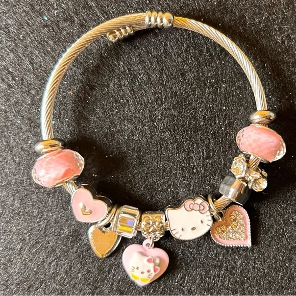 Hello Kitty Charm Bracelet PINK! - Picture 2 of 2
